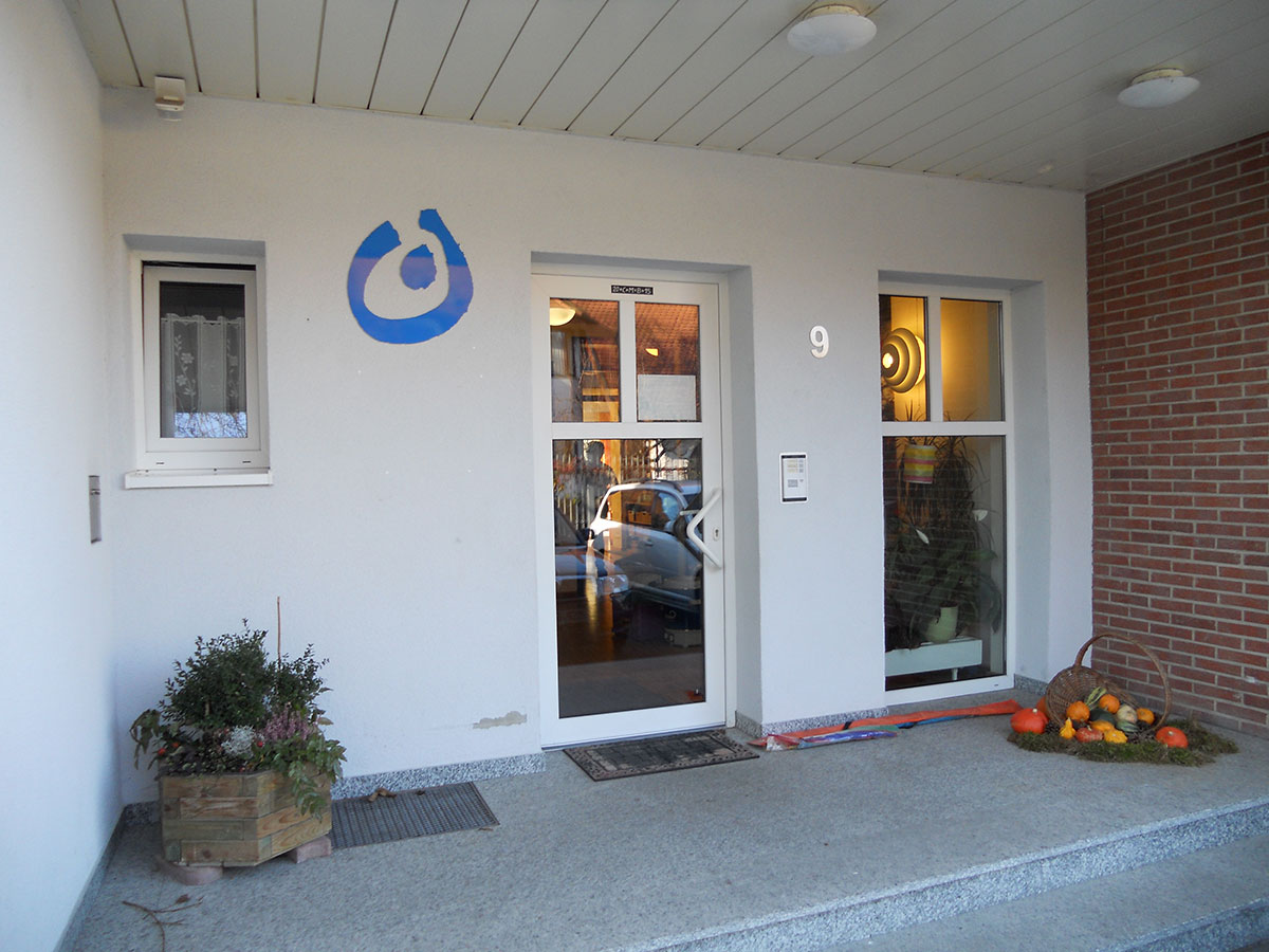 eingang-schillerweg-b Eingang zum Leo-Weismantel-Förderzentrum in Gemünden.