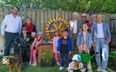 Rotary Club schenkt Kindern neuen Spielraum